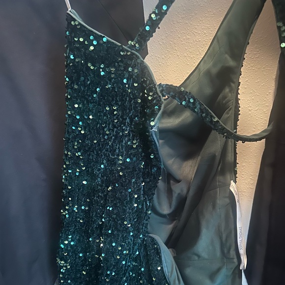 Prom dress from 2024 worn ONCE - Picture 2 of 6